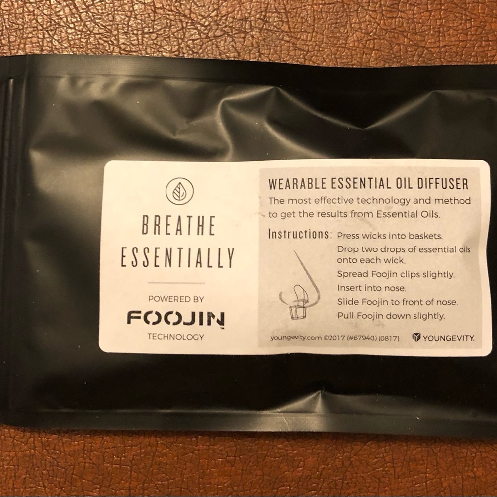 Essential Oil WEARABLE Diffuser -Breathe Essentially by Foojin for Youngevity